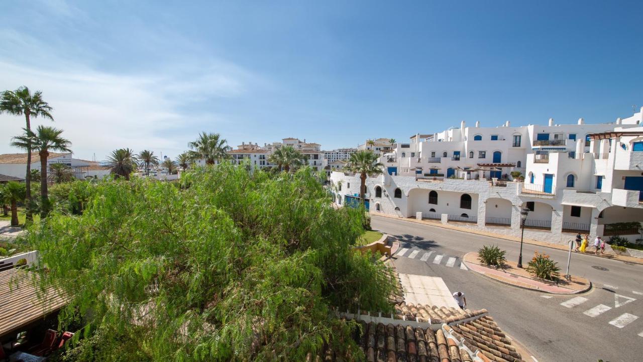 Lovely 2-bed In Marina De La Duquesa Castillo de Sabinillas