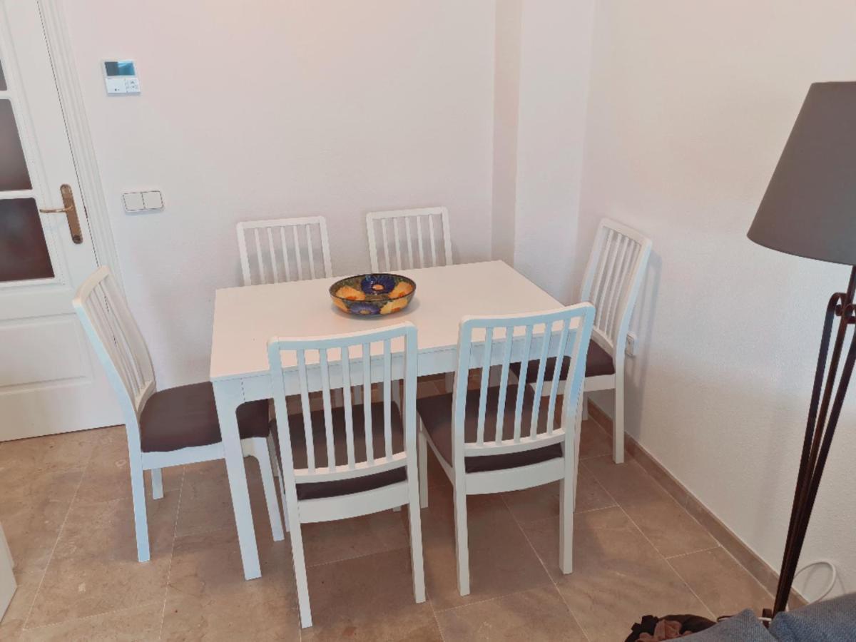 Lovely 2-bed In Marina De La Duquesa Appartamento