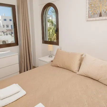 Lovely 2-Bed Apartment In Marina De La Duquesa Castillo de Sabinillas Exterior photo